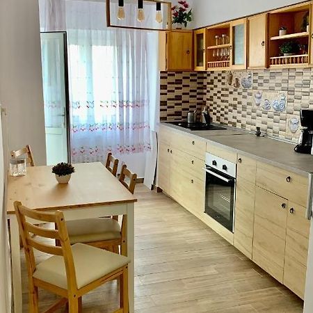 Dds Apartment Alba Iulia Luaran gambar